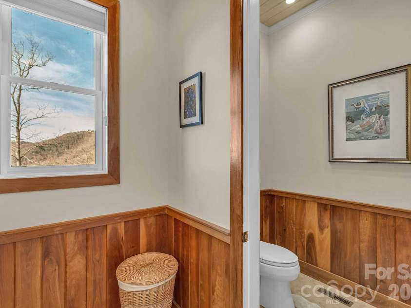 933 Thunder Ridge Lane, Lenoir, NC 28645.  MLS# CAR4363345, YatesRealty ID 11579. 