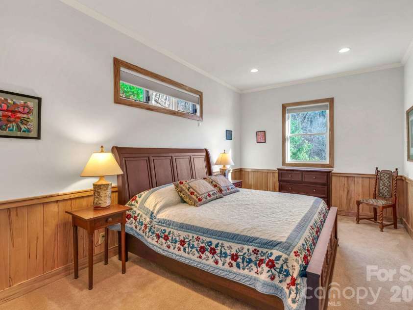 933 Thunder Ridge Lane, Lenoir, NC 28645.  MLS# CAR4363345, YatesRealty ID 11579. 