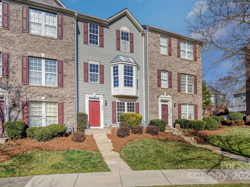 9534 Blossom Hill Drive, Huntersville, NC 28078.  MLS# CAR4222346, YatesRealty ID 1158. 