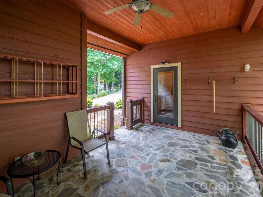 5162 Beech Bluff Drive, Morganton, NC 28655.  MLS# CAR4364860, YatesRealty ID 11580. 