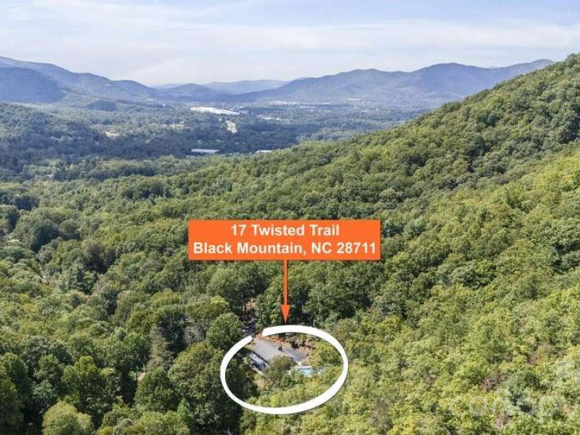17 Twisted Trail, Black Mountain, NC 28711.  MLS# CAR4364900, YatesRealty ID 11581. 