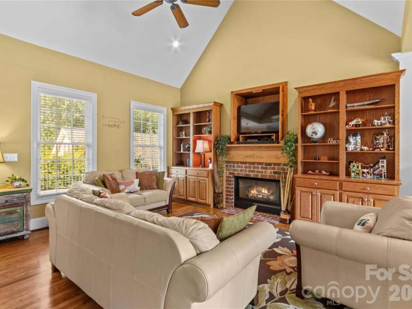 158 Winding Brook Way, Statesville, NC 28625.  MLS# CAR4364833, YatesRealty ID 11582. 