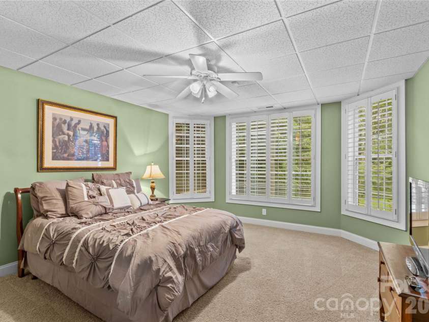 158 Winding Brook Way, Statesville, NC 28625.  MLS# CAR4364833, YatesRealty ID 11582. 