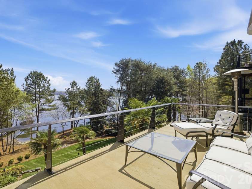 158 Printers Lane, New London, NC 28127.  MLS# CAR4365211, YatesRealty ID 11584. 