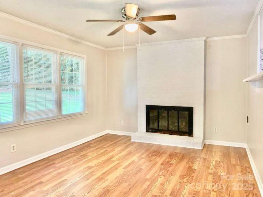2314 Knickerbocker Drive, Charlotte, NC 28212.  MLS# CAR4227237, YatesRealty ID 11584. 