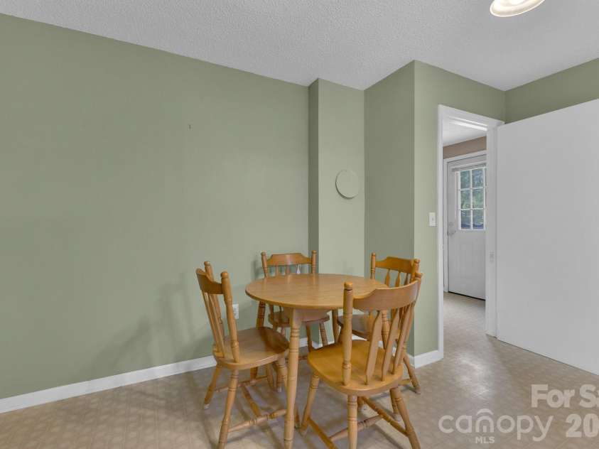 2664 Charles Teague Place, Lenoir, NC 28645.  MLS# CAR4200790, YatesRealty ID 11585. 