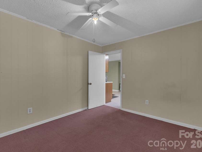 2664 Charles Teague Place, Lenoir, NC 28645.  MLS# CAR4200790, YatesRealty ID 11585. 