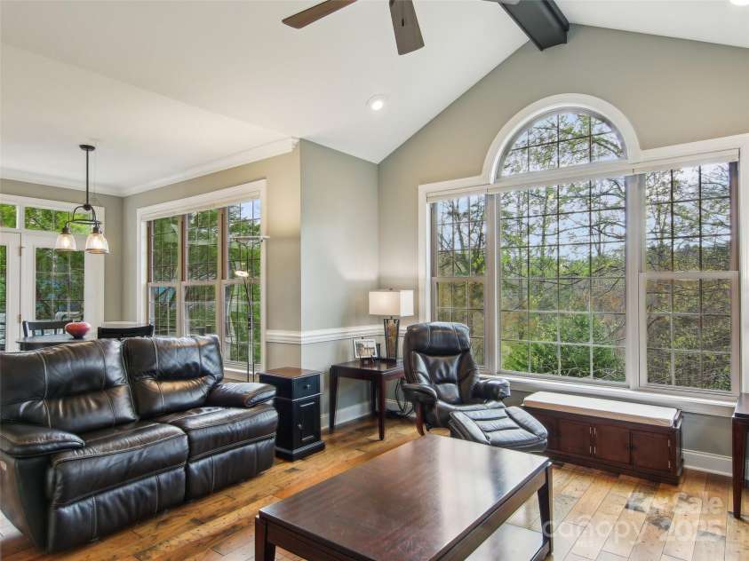 87 Ledgestone Drive, Fairview, NC 28730.  MLS# CAR4245523, YatesRealty ID 11586. 