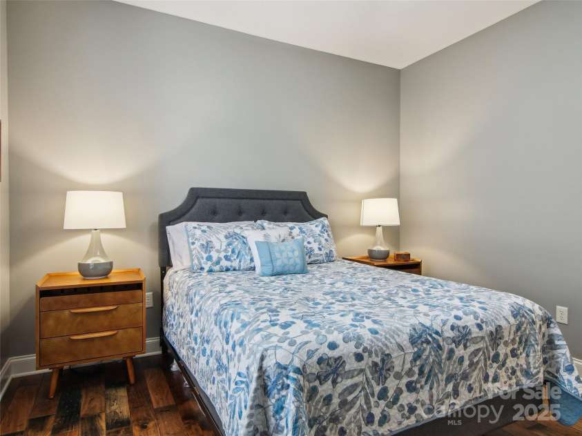 87 Ledgestone Drive, Fairview, NC 28730.  MLS# CAR4245523, YatesRealty ID 11586. 