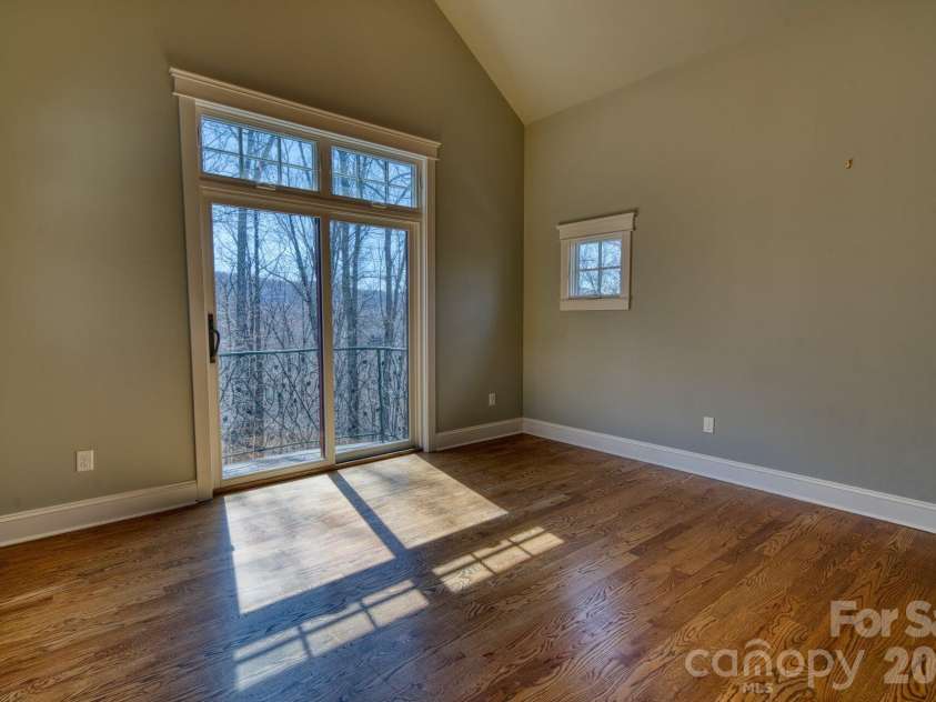 192 Woodruff Lane, Black Mountain, NC 28711.  MLS# CAR4357405, YatesRealty ID 11587. 