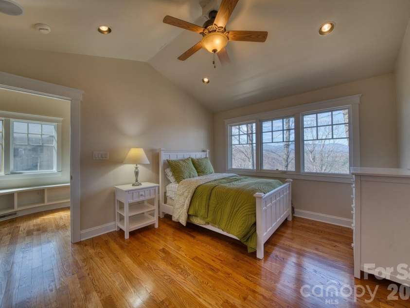 192 Woodruff Lane, Black Mountain, NC 28711.  MLS# CAR4357405, YatesRealty ID 11587. 