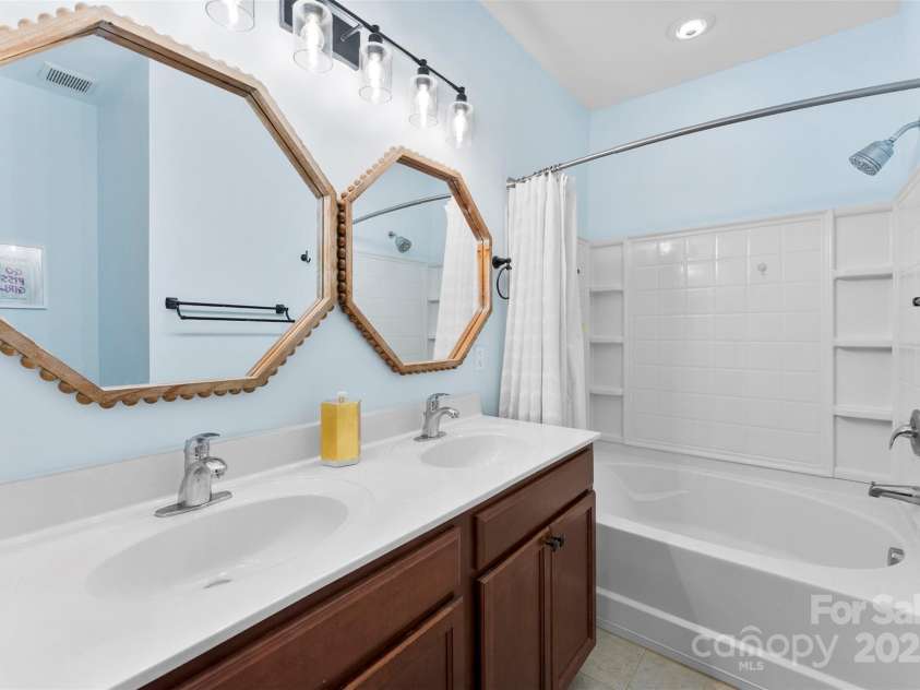 2485 Shanklin Lane, Denver, NC 28037.  MLS# CAR4256921, YatesRealty ID 11587. 