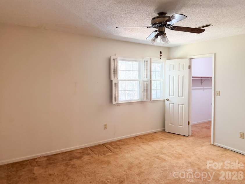 309 Tradd Street, Mauldin, SC 29662.  MLS# CAR4358265, YatesRealty ID 11589. 