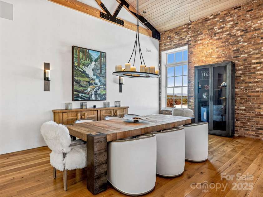 75 Broadway Street, Asheville, NC 28801.  MLS# CAR4219180, YatesRealty ID 11589. Long range mountain and city views