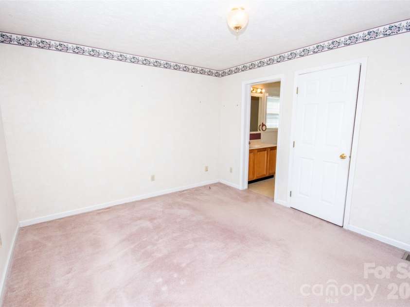 311 Fletcher Road, Union Grove, NC 28689.  MLS# CAR4358325, YatesRealty ID 11590. 