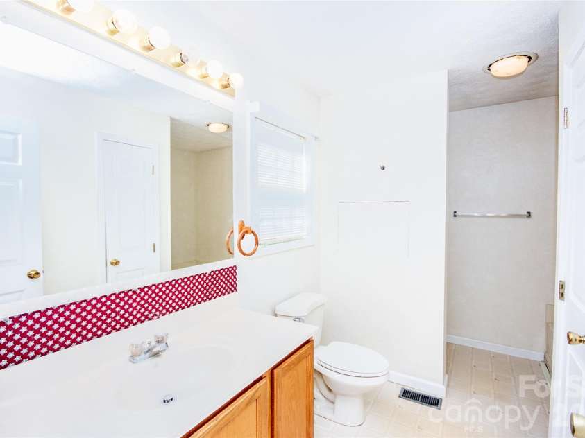 311 Fletcher Road, Union Grove, NC 28689.  MLS# CAR4358325, YatesRealty ID 11590. 
