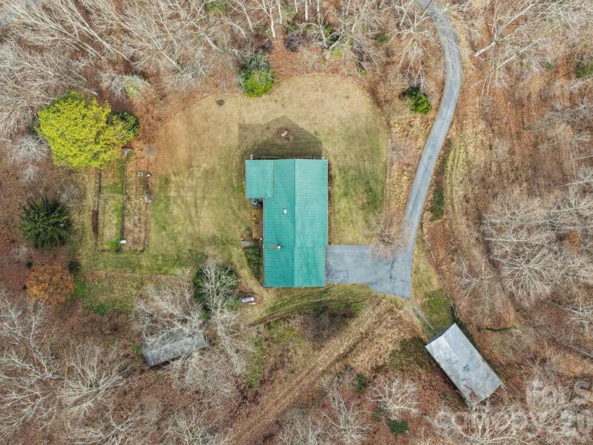 470 Ela Lane, Bryson City, NC 28713.  MLS# CAR4358467, YatesRealty ID 11591. 