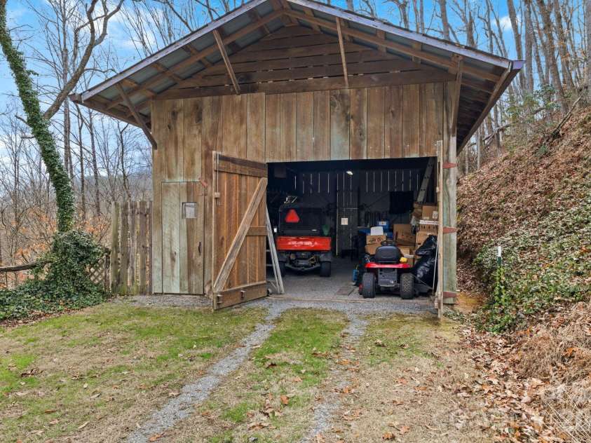 470 Ela Lane, Bryson City, NC 28713.  MLS# CAR4358467, YatesRealty ID 11591. 