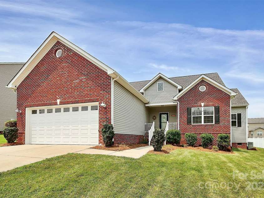 5172 Norway Road, Rock Hill, SC 29732.  MLS# CAR4242482, YatesRealty ID 11591. 