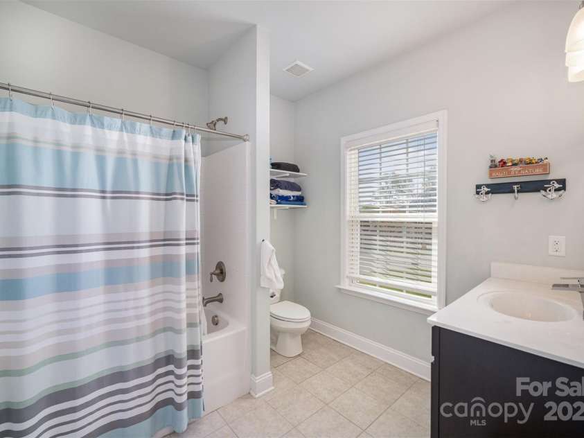 5172 Norway Road, Rock Hill, SC 29732.  MLS# CAR4242482, YatesRealty ID 11591. Full bath on main level