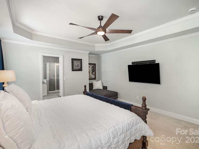5172 Norway Road, Rock Hill, SC 29732.  MLS# CAR4242482, YatesRealty ID 11591. Trey ceiling