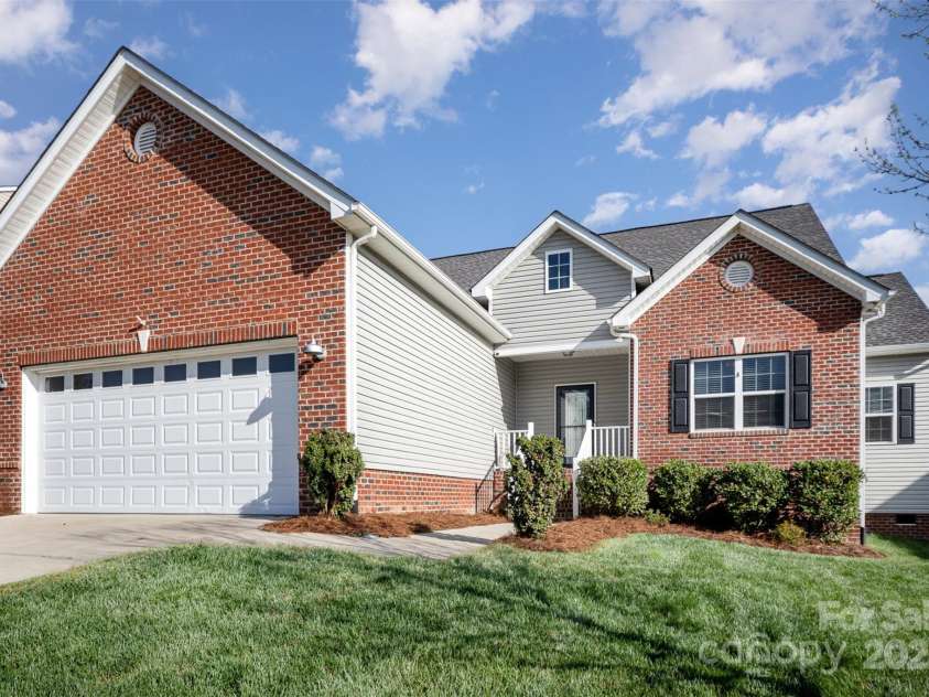 5172 Norway Road, Rock Hill, SC 29732.  MLS# CAR4242482, YatesRealty ID 11591. Welcome home