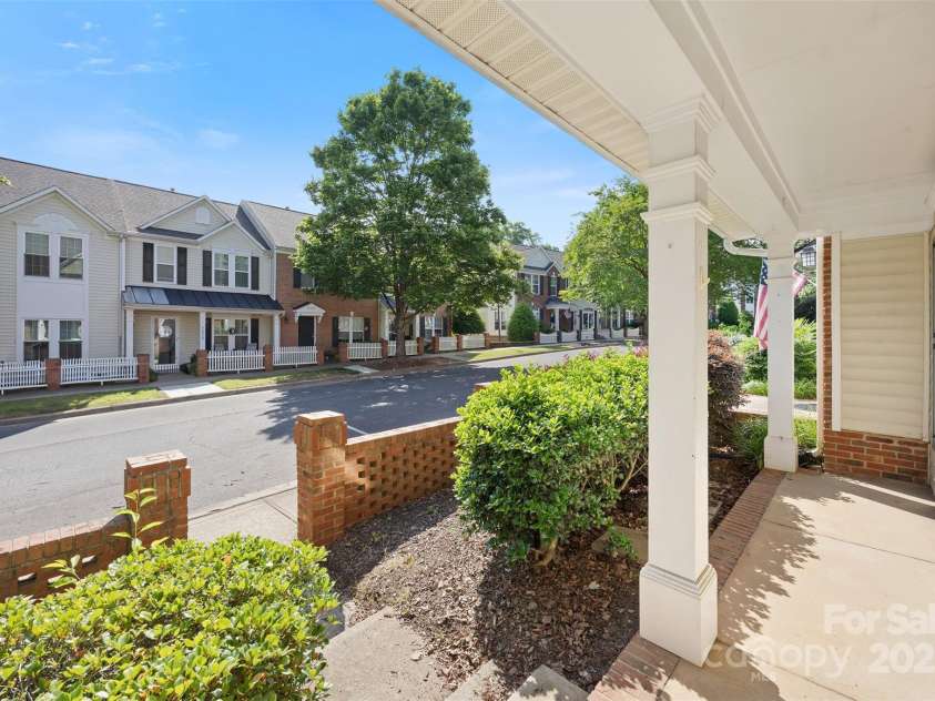 4100 B Christine Lane, Waxhaw, NC 28173.  MLS# CAR4255200, YatesRealty ID 11592. 