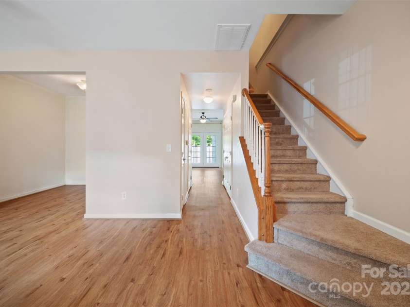 4100 B Christine Lane, Waxhaw, NC 28173.  MLS# CAR4255200, YatesRealty ID 11592. 