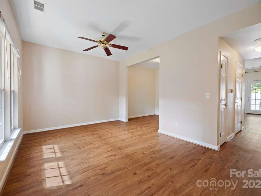 4100 B Christine Lane, Waxhaw, NC 28173.  MLS# CAR4255200, YatesRealty ID 11592. 