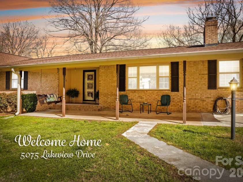 5075 Lakeview Drive, Salisbury, NC 28147.  MLS# CAR4357722, YatesRealty ID 11592. 