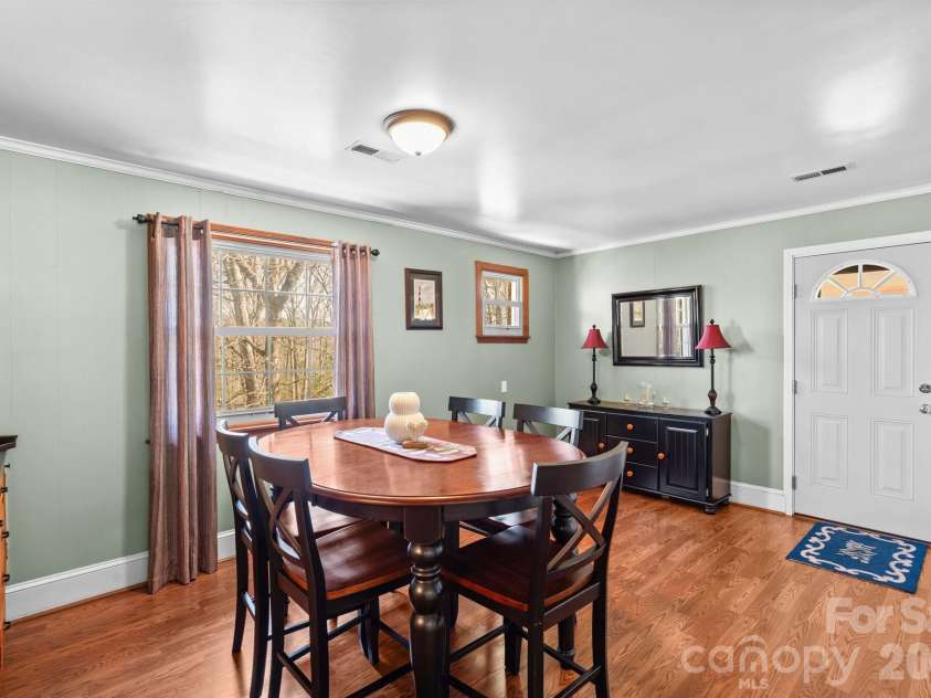 5075 Lakeview Drive, Salisbury, NC 28147.  MLS# CAR4357722, YatesRealty ID 11592. 