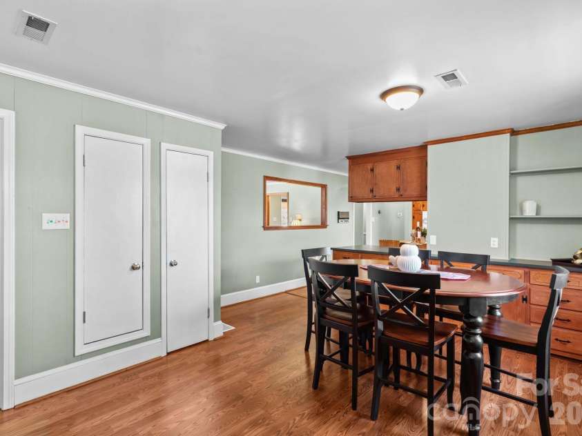 5075 Lakeview Drive, Salisbury, NC 28147.  MLS# CAR4357722, YatesRealty ID 11592. 