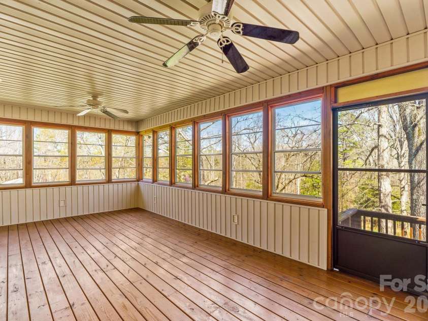 5075 Lakeview Drive, Salisbury, NC 28147.  MLS# CAR4357722, YatesRealty ID 11592. 