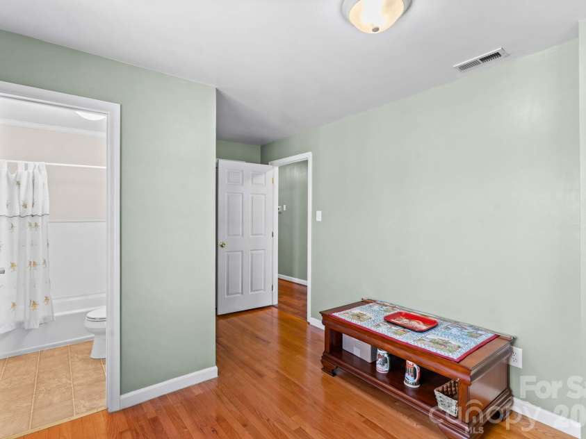 5075 Lakeview Drive, Salisbury, NC 28147.  MLS# CAR4357722, YatesRealty ID 11592. 