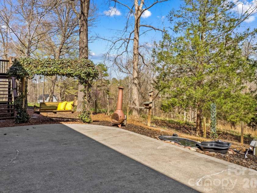 5075 Lakeview Drive, Salisbury, NC 28147.  MLS# CAR4357722, YatesRealty ID 11592. 