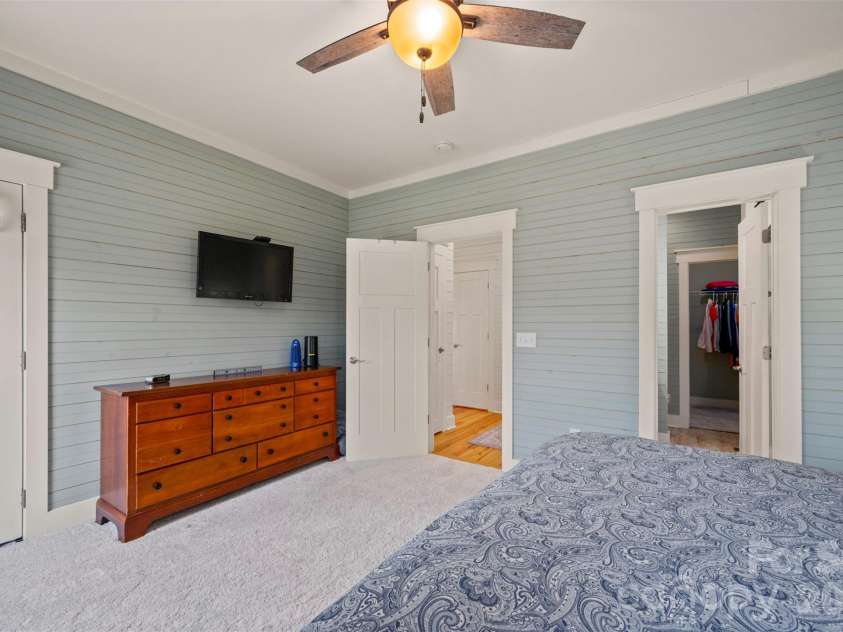 823 Silverstone Drive, Hendersonville, NC 28792.  MLS# CAR4357861, YatesRealty ID 11593. 