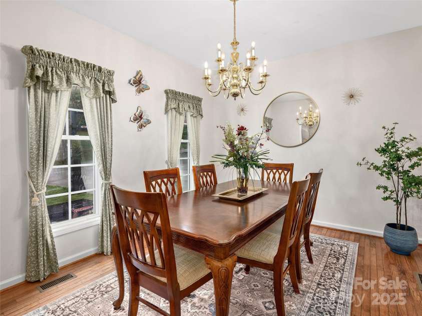 9 Madelyn Lane, Fairview, NC 28730.  MLS# CAR4247476, YatesRealty ID 11593. 