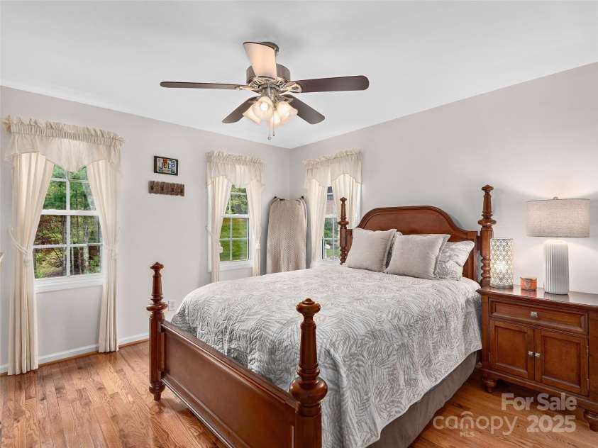 9 Madelyn Lane, Fairview, NC 28730.  MLS# CAR4247476, YatesRealty ID 11593. 