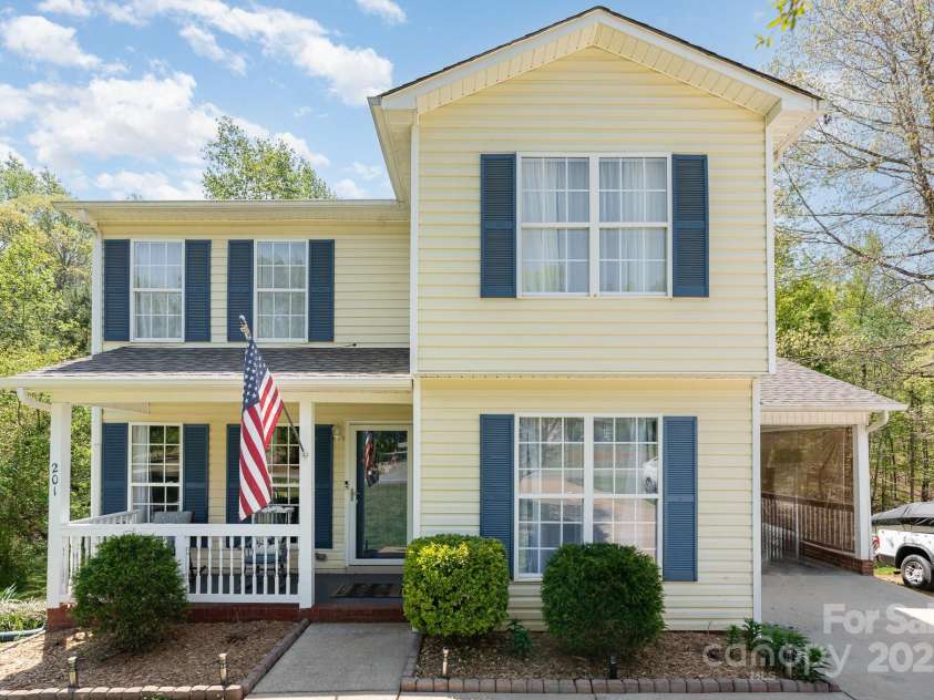 201 Olde Coach Lane, Crouse, NC 28033.  MLS# CAR4246849, YatesRealty ID 11595. 