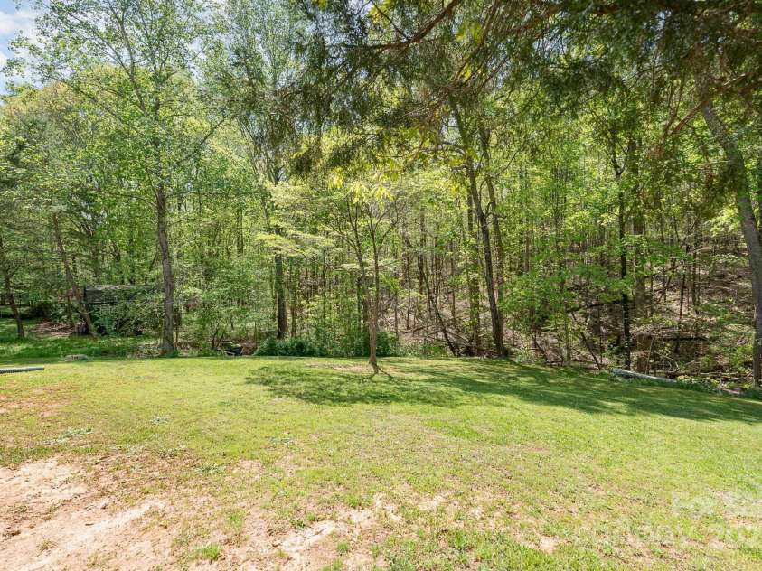 201 Olde Coach Lane, Crouse, NC 28033.  MLS# CAR4246849, YatesRealty ID 11595. 