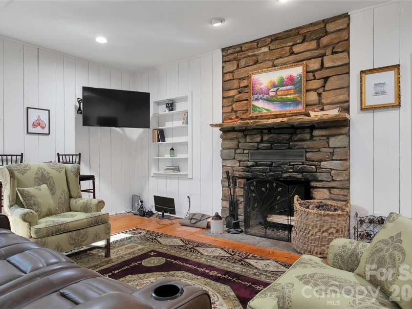 231 Cedar Lane, Brevard, NC 28712.  MLS# CAR4358033, YatesRealty ID 11596. Cozy setting