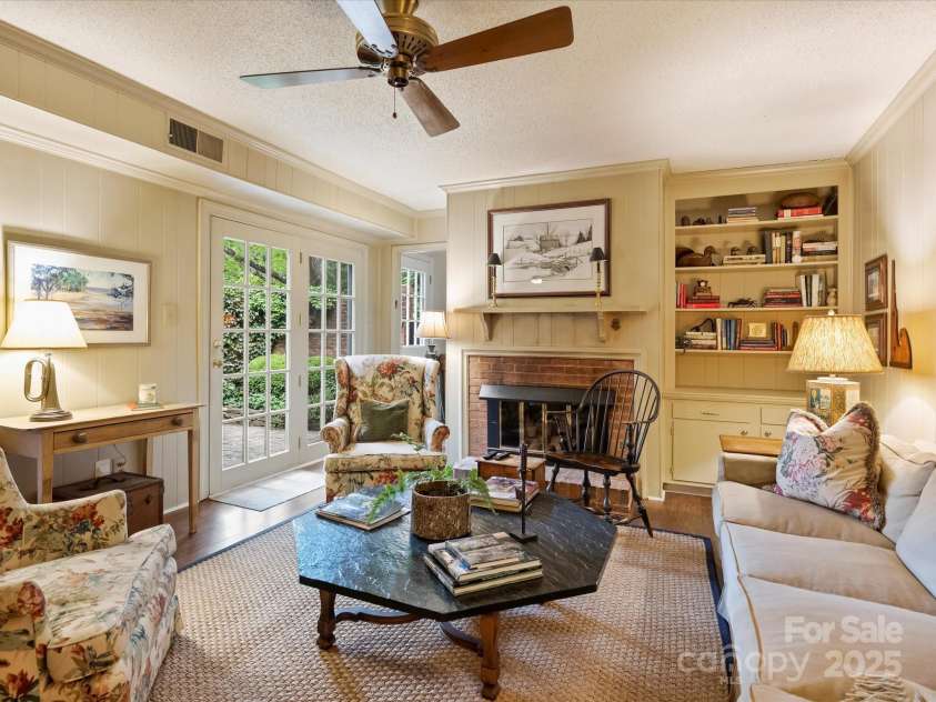 4464 Mullens Ford Road, Charlotte, NC 28226.  MLS# CAR4255434, YatesRealty ID 11596. Den