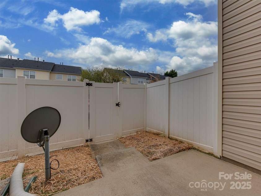 12550 McGrath Drive, Charlotte, NC 28269.  MLS# CAR4242569, YatesRealty ID 11597. 
