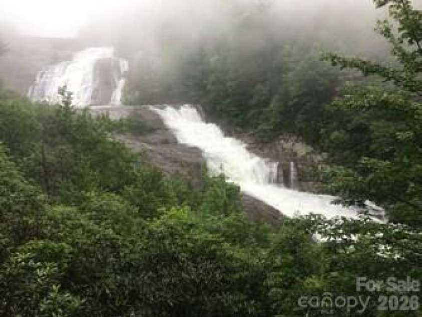 221 Toxaway Falls Drive, Lake Toxaway, NC 28747.  MLS# CAR4357279, YatesRealty ID 11598. 