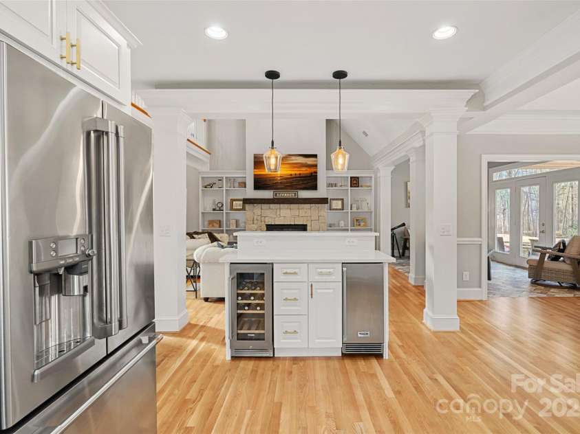 888 Craigmont Lane, Concord, NC 28027.  MLS# CAR4224101, YatesRealty ID 11598. 