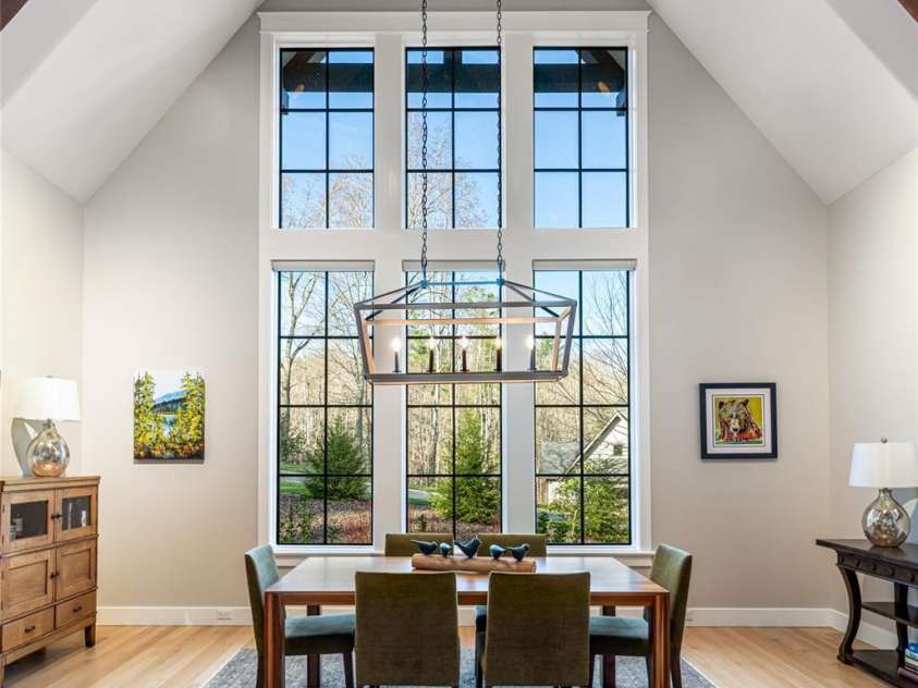 450 Barrington Drive, Asheville, NC 28803.  MLS# CAR4357746, YatesRealty ID 11599. 