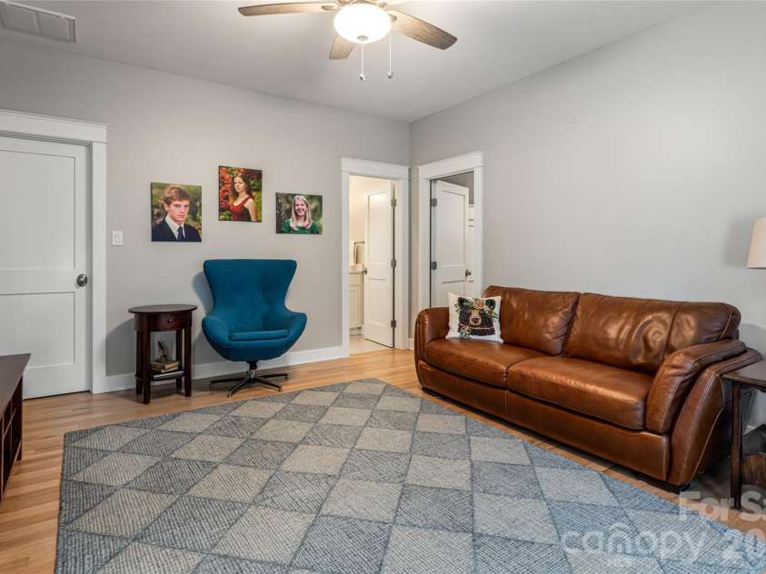 450 Barrington Drive, Asheville, NC 28803.  MLS# CAR4357746, YatesRealty ID 11599. 