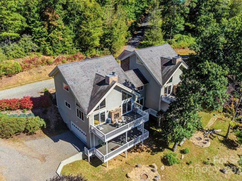 284 Mt. Mitchell Drive, Burnsville, NC 28714.  MLS# CAR4254446, YatesRealty ID 116. 