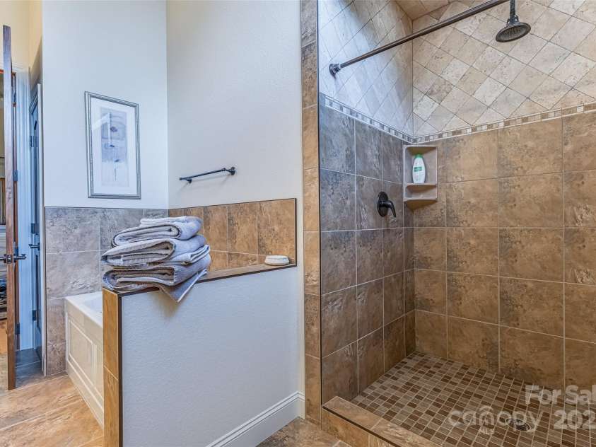 284 Mt. Mitchell Drive, Burnsville, NC 28714.  MLS# CAR4254446, YatesRealty ID 116. 