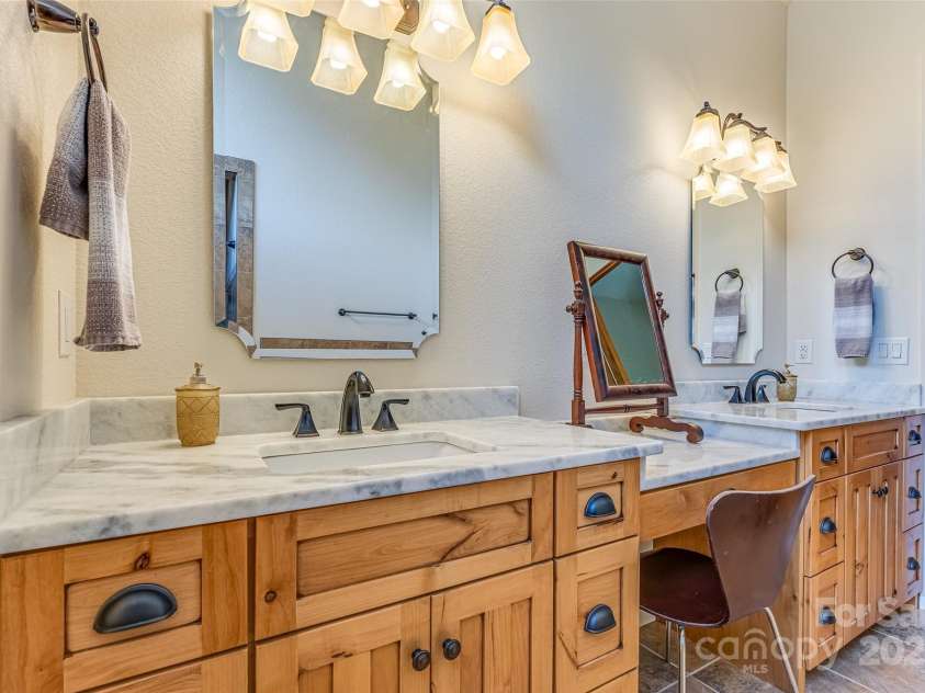 284 Mt. Mitchell Drive, Burnsville, NC 28714.  MLS# CAR4254446, YatesRealty ID 116. 